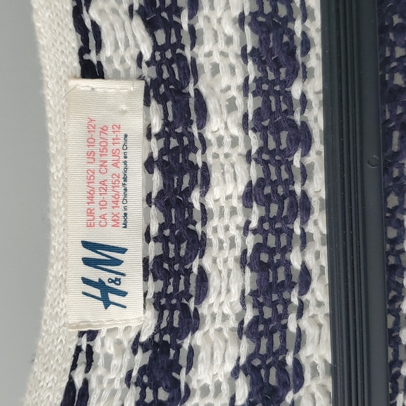 Kids H&M cardigan sweater Size 10-12Y - Picture 2 of 4